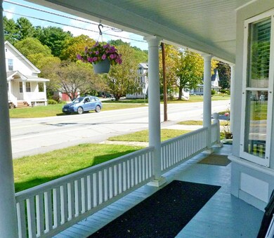 149 W Main St, Littleton, NH 03561 - photo 5