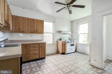 4221 Euclid Ave, Baltimore, MD 21229 - photo 7