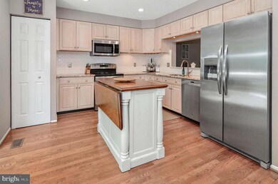 72 Roger Valley Ct, Parkville, MD 21234 - photo 5