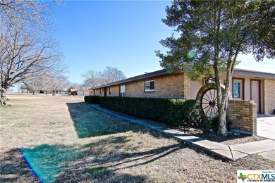 8595 Brewster Rd, Temple, TX 76501 - photo 2
