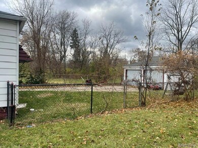 12123 Grandmont Ave, Detroit, MI 48227 - photo 3