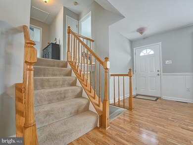 213 Grand Dr, Taneytown, MD 21787 - photo 2