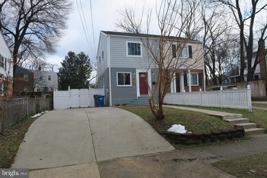 5719 Fenwick Dr, Alexandria, VA 22303 - photo 5