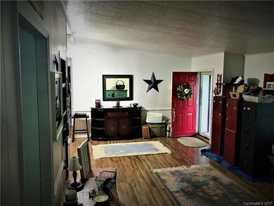 This home is the definition of country chic.