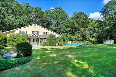 441 Cognewaugh Rd, Cos Cob, CT 06807 - photo 3