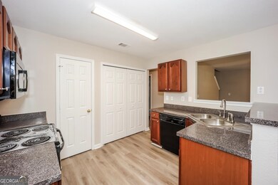 4614 Ravenwood Loop, Union City, GA 30291 - photo 6