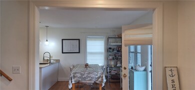 152 Tuckerman Ave unit 3, Middletown, RI 02842 - photo 5
