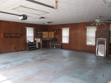 488 S High St, Roanoke, IN 46783 - photo 4