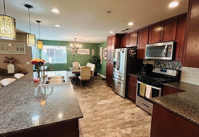 2113 E Delta Ct, Visalia, CA 93292 - photo 6