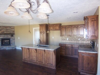 1452 S Appomattox Ave, Republic, MO 65738 - photo 7