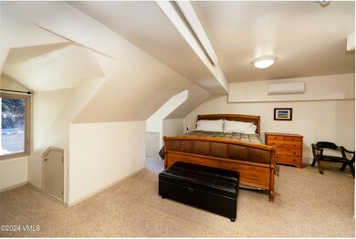 MI CASA A7 large spacious bedroom