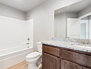 117 Abbey Park Ct, Granbury, TX 76049 - photo 7