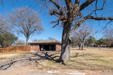 5710 Cortez Dr, Granbury, TX 76049 - photo 3