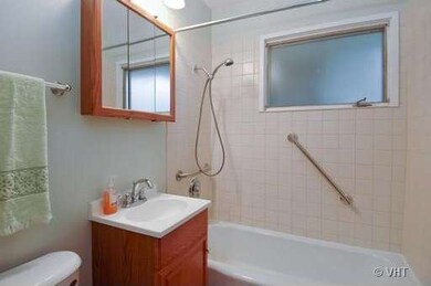 234 Butte Ln, Carpentersville, IL 60110 - photo 7