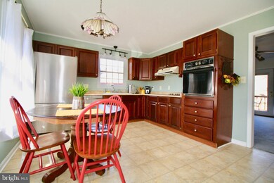 10717 Holleybrooke Dr, Spotsylvania, VA 22553 - photo 3