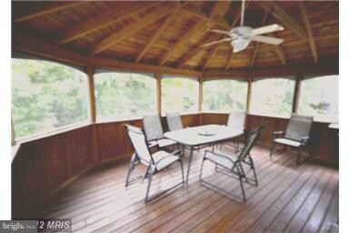 42899 Spring Morning Ct, Broadlands, VA 20148 - photo 3