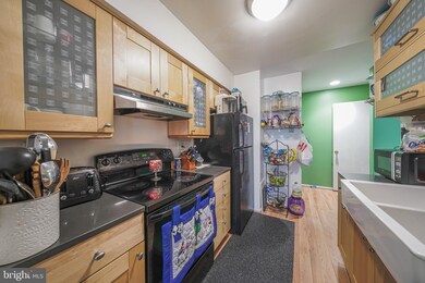 9315 Bathgate Ct, Montgomery Village, MD 20886 - photo 4