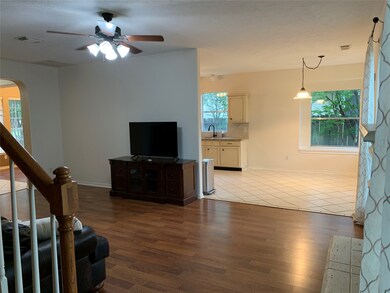 1311 Dove Trail, Tomball, TX 77375 - photo 5