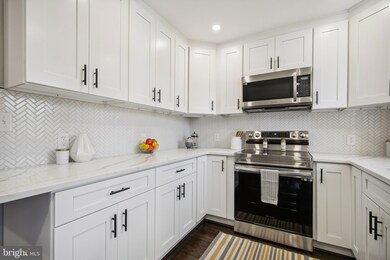 2928 S Buchanan St unit C2, Arlington, VA 22206 - photo 4