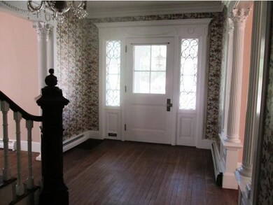 14 Hapgood St, Bellows Falls, VT 05101 - photo 4