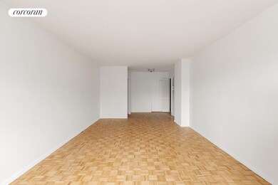 15 Charles Street at Waverly Place unit 6E, New York, NY 10014 - photo 6