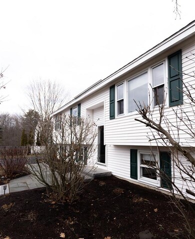 10 Clover Ct, Concord, NH 03303 - photo 4
