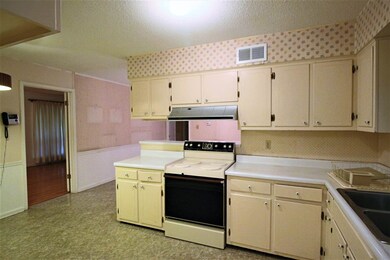 Ample Countertops And Cabinets For All Your Cookin