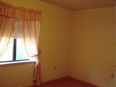 901 Nathan Dr, McComb, MS 39648 - photo 4