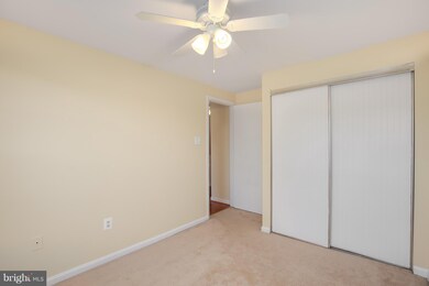 14825 Hammersmith Cir, Silver Spring, MD 20906 - photo 5