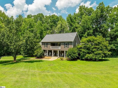 104 Williamsburg Dr, Greer, SC 29651 - photo 4