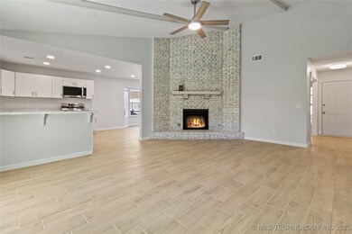 4007 W Pittsburg Cir, Broken Arrow, OK 74012 - photo 7