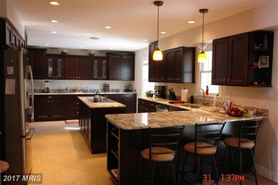 279 Carnies Ln, Sykesville, MD 21784 - photo 4