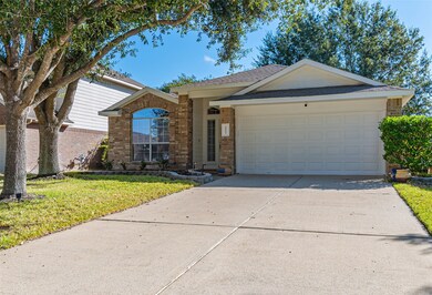 32311 Summer Park Ln, Conroe, TX 77385 - photo 2