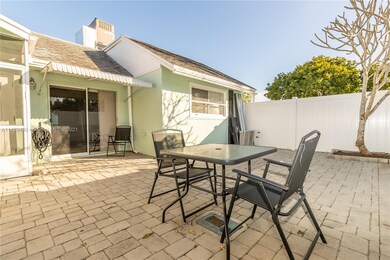 9198 SW 5th St unit C, Boca Raton, FL 33428 - photo 4