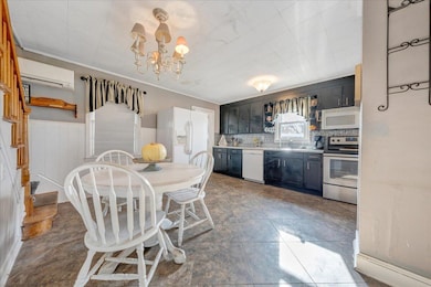 Open Kitchen