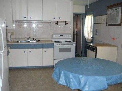 1102 E Van Buren St, Nappanee, IN 46550 - photo 6