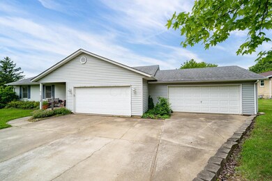 03_DaytonHomePhoto3_mls