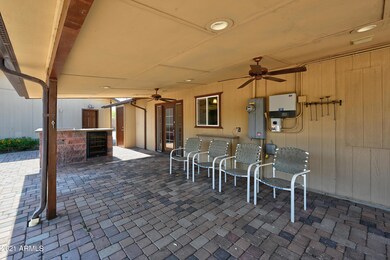Spacious Covered Patio