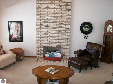 1652 E Brookside Dr, West Branch, MI 48661 - photo 3