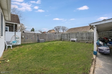 19 Pearl St, Bloomingdale, NJ 07403 - photo 2