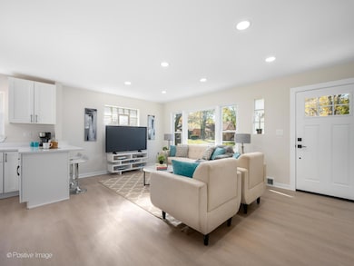 329 High Ridge Rd, Hillside, IL 60162 - photo 3