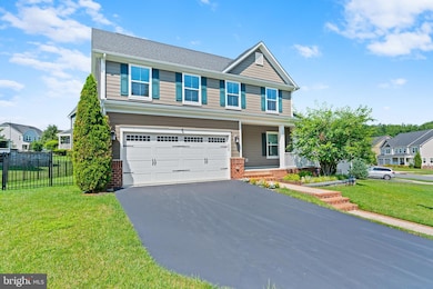 2307 Sweet Pepperbrush Loop, Dumfries, VA 22026 - photo 3