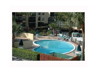 Swimming Pool/Hot Tub/Sauna