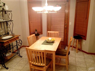 9404 Ballymore Dr, Fort Wayne, IN 46835 - photo 5