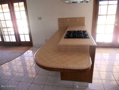 023-340779 - breakfast bar