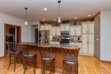 4903 Hay Field Ct SW, Cedar Rapids, IA 52404 - photo 4