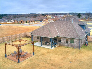 20825 Fall Creek Dr, Harrah, OK 73045 - photo 6