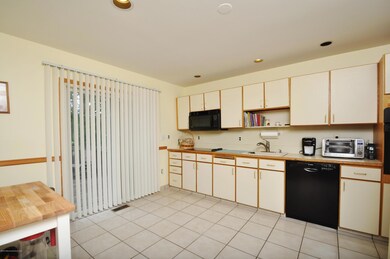 9 Sylvan kitchen
