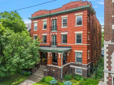 02-469 W Willis -2
