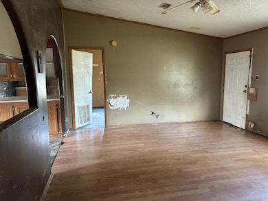 272 Lakewood Dr, Trinity, TX 75862 - photo 5